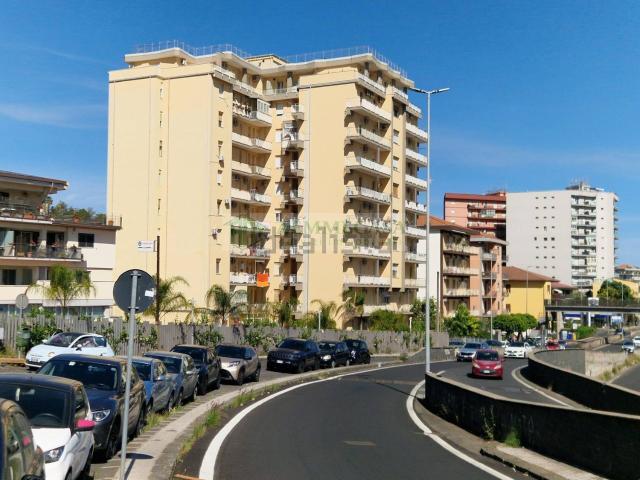 Attico in vendita a Gravina Di Catania, Sicilia
