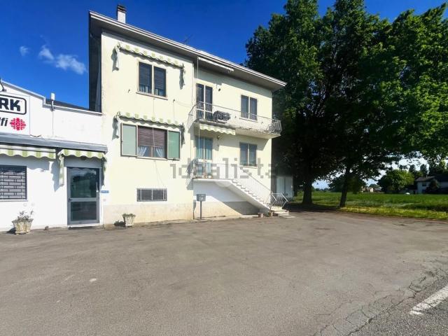 Appartamento in vendita a Val d’Enza, Re