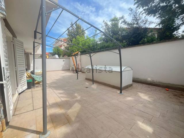Appartamento in vendita a Casapulla, Campania
