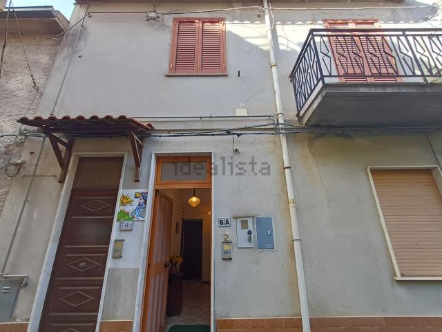 Appartamento in vendita a Ficarra, Sicilia