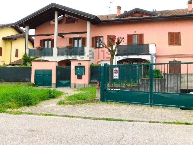 Attico in vendita a Gropello Cairoli, Lombardia