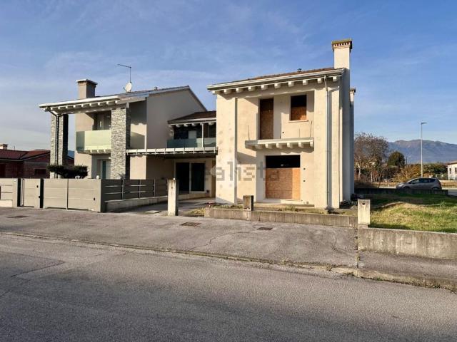 Appartamento in vendita a Fonte, San Zenone Degli Ezzelini