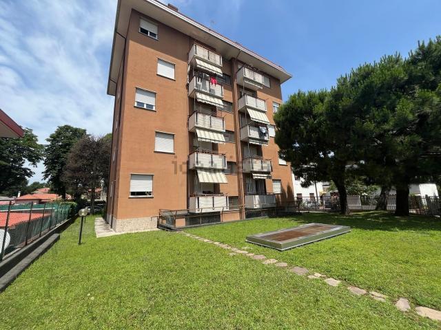 Attico in vendita a Sant'Edoardo, Busto Arsizio