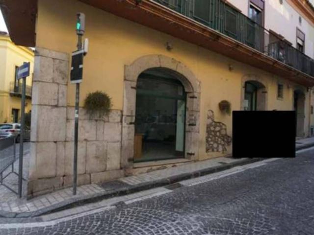 Appartamento in vendita a Montesarchio, Campania