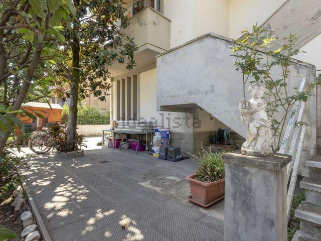 Appartamento in vendita a Campi Bisenzio, Toscana