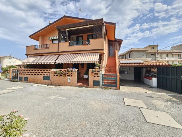 Appartamento in vendita a Oliveri, Sicilia