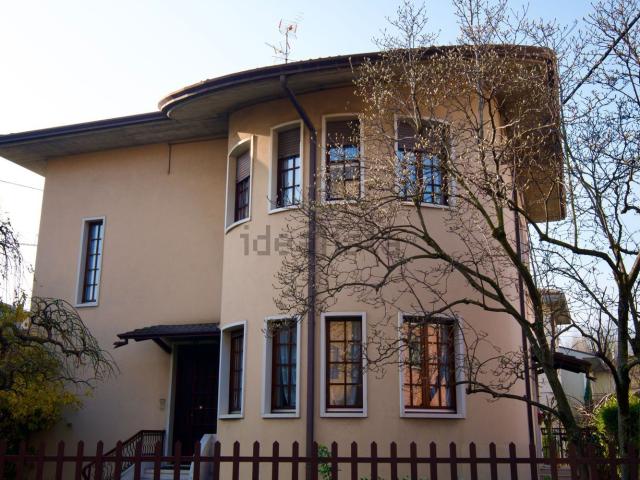 Appartamento in vendita a Ovest, Brenzone