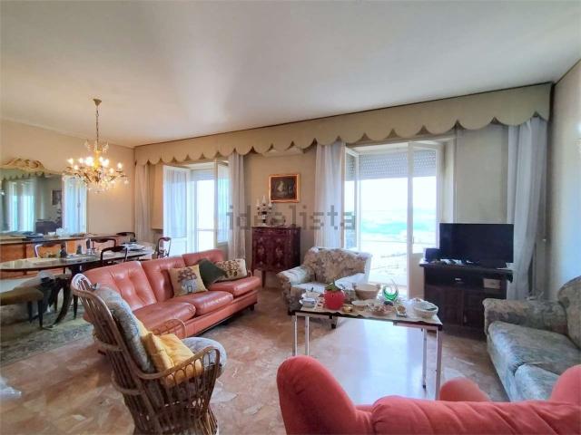 Appartamento in vendita a Tirassegno, Marche