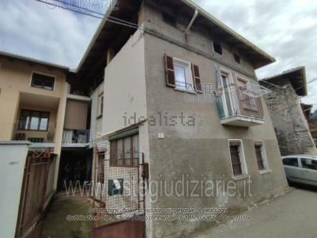 Appartamento in vendita a Montrigone, Borgosesia
