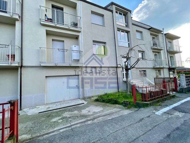 Appartamento in vendita a Pieve Porto Morone, Lombardia
