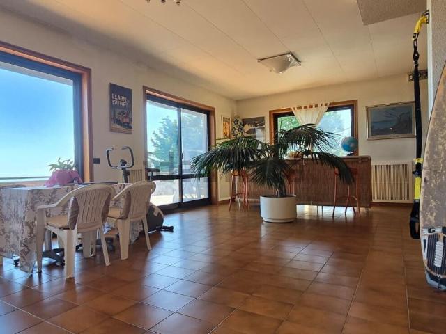 Appartamento in vendita a Villa Canonico, Montesilvano