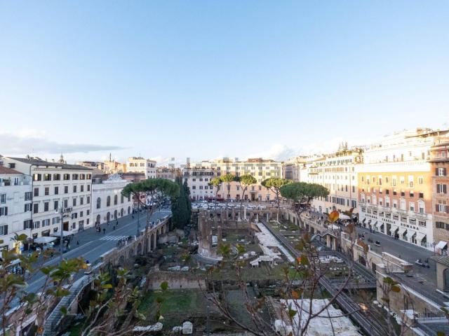 Attico in vendita a Municipio Roma I, Roma Capitale