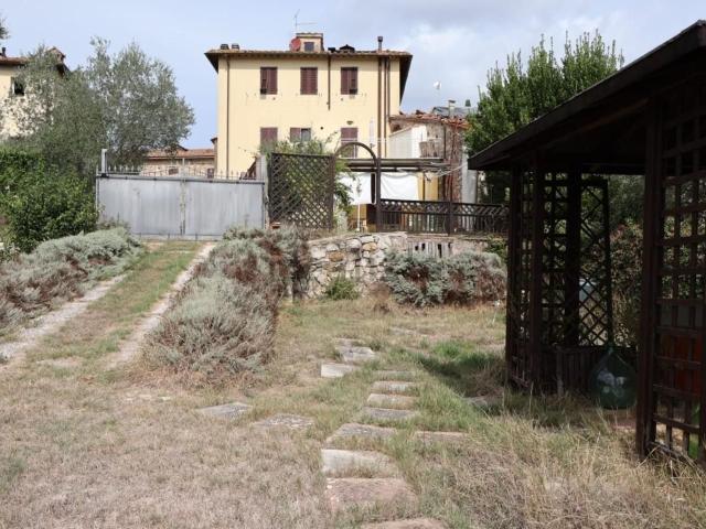 Appartamento in vendita a Collalto, Colle di Val d'Elsa