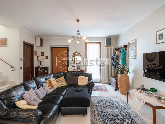 Appartamento in vendita a Camerino, Macerata