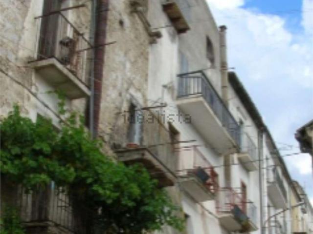 Appartamento in vendita a Macchia Valfortore, Campobasso