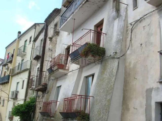 Appartamento in vendita a Macchia Valfortore, Molise