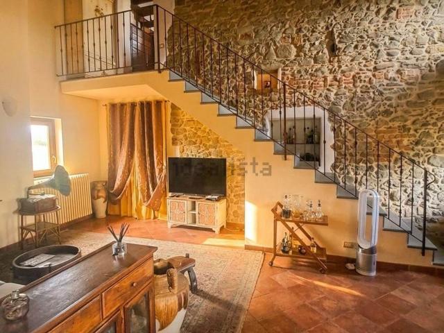 Appartamento in vendita a Incisa in Val d'Arno, Firenze