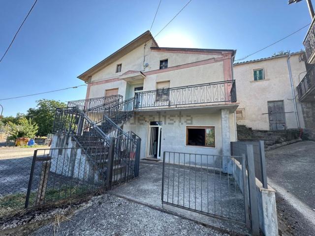 Appartamento in vendita a Caramanico Terme, Abruzzo