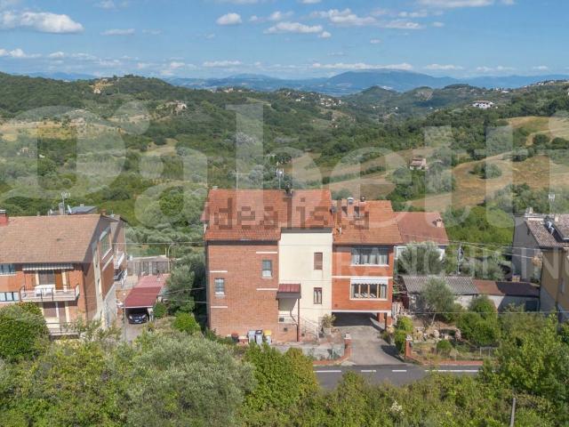 Appartamento in vendita a Conservoni, Cenerente