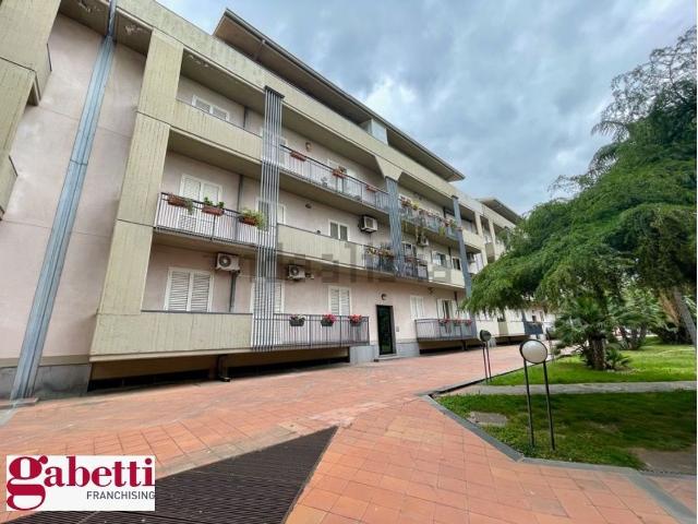 Appartamento in vendita a Paternò, Sicilia