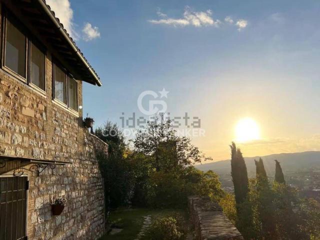 Appartamento in vendita a Spello, Umbria