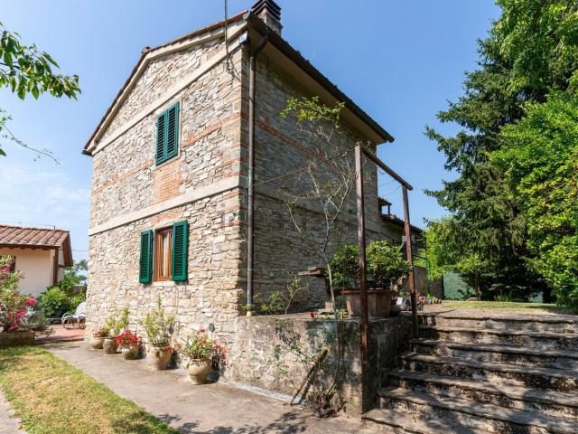 Appartamento in vendita a Unione di Comuni Valdarno e Valdisieve, Pontassieve