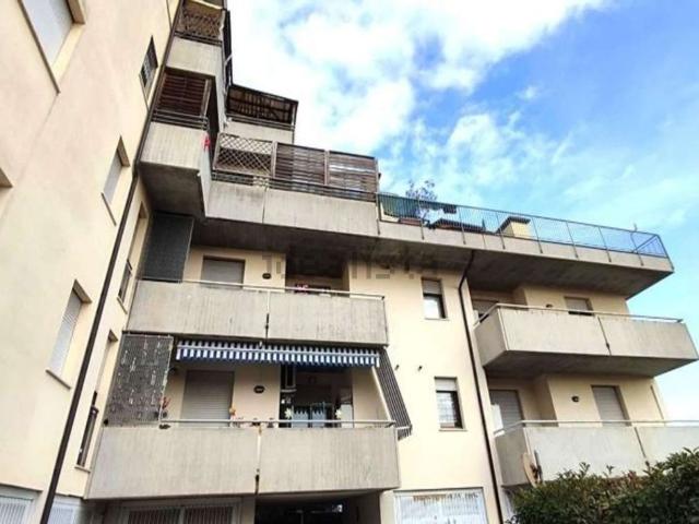 Appartamento in vendita a Maddalene, Vicenza