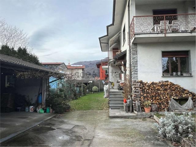 Appartamento in vendita a Comero, Cambiasca