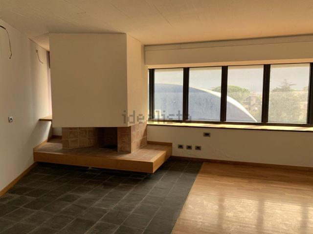 Appartamento in vendita a Villaggio Trieste, Latina