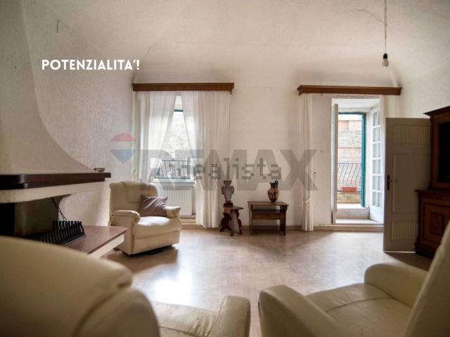 Appartamento in vendita a Roccastrada, Toscana