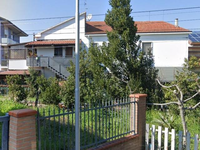 Appartamento in vendita a Chieti, Abruzzo