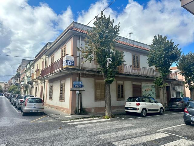 Appartamento in vendita a San Filippo Del Mela, Sicilia