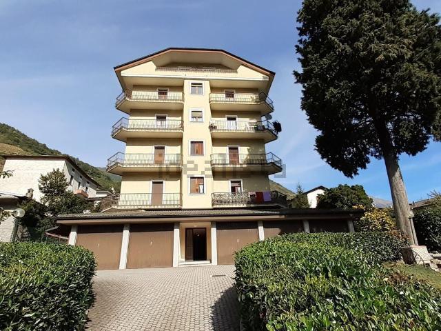 Appartamento in vendita a Bianzone, Lombardia