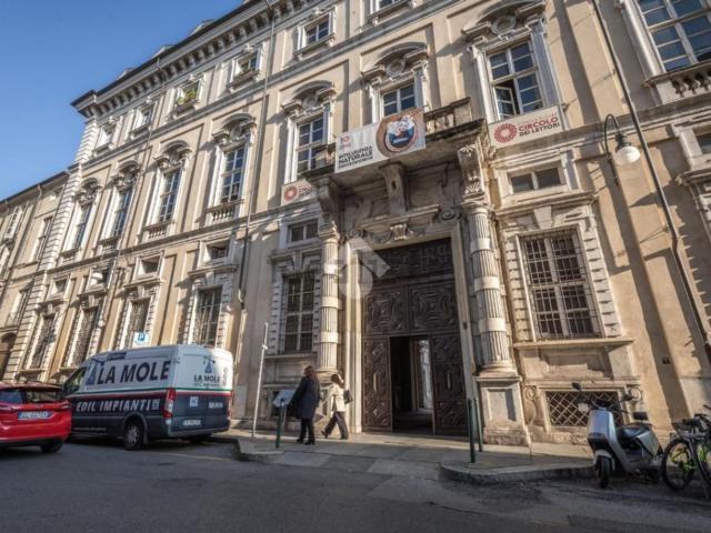 Attico in vendita a Centro, Torino