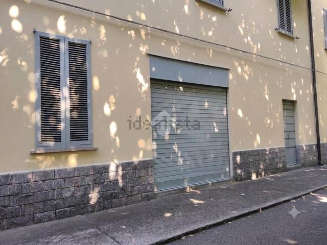 Appartamento in vendita a Osnago, Lombardia