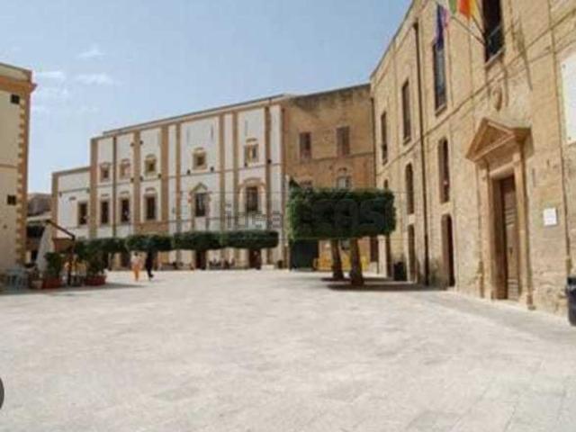 Appartamento in vendita a Quartiere Sant'Antonino, Castelvetrano