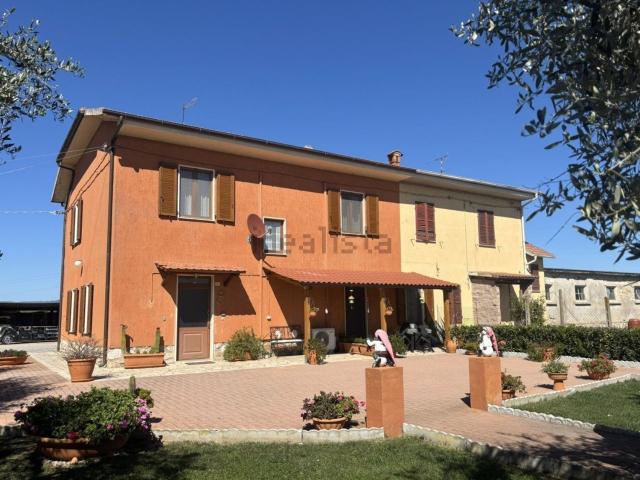 Appartamento in vendita a San Donato Centro, Orbetello