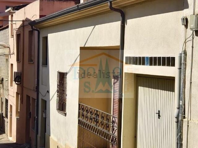 Appartamento in vendita a Centro Storico, Capo Comino