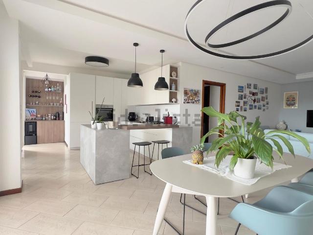Attico in vendita a Puglia, Bari
