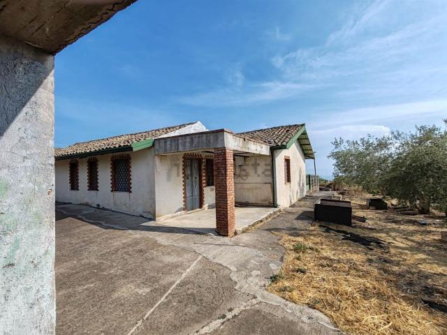 Appartamento in vendita a Santa Maria Di Licodia, Catania