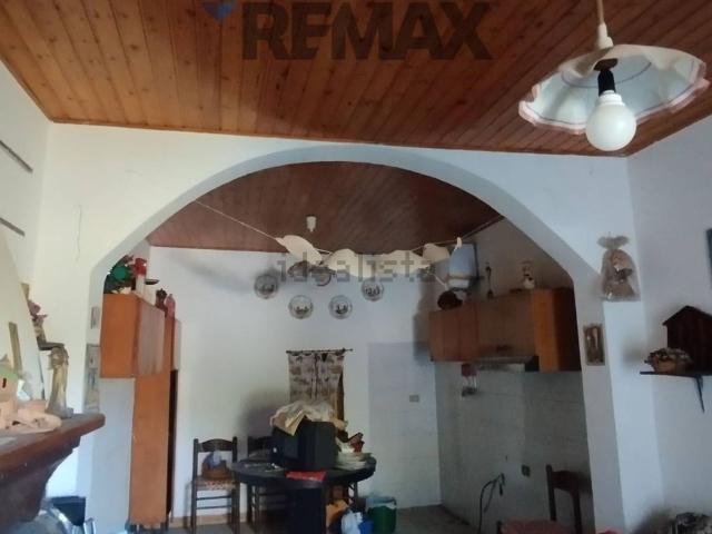 Appartamento in vendita a Santi Cosma E Damiano, Lazio