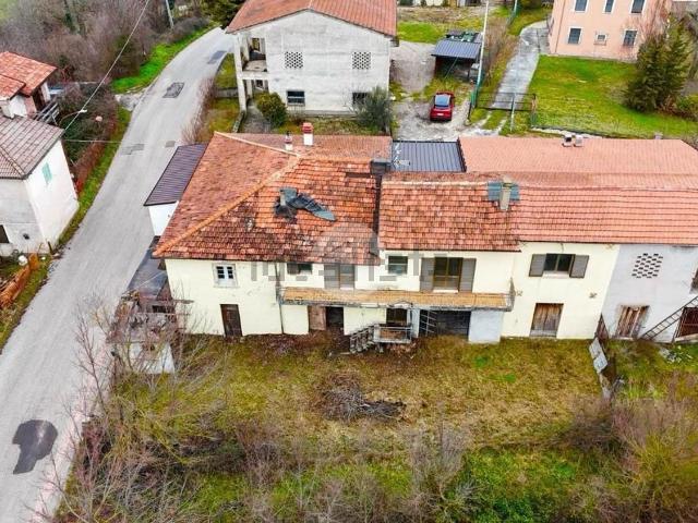 Appartamento in vendita a Collettara, Scoppito
