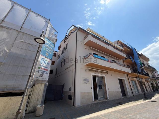 Appartamento in vendita a Centro Storico, Calabria