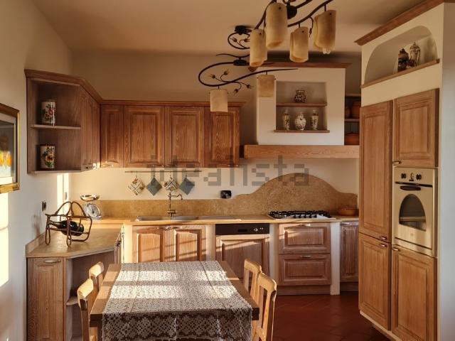 Appartamento in vendita a San Casciano in Val di Pesa, Toscana