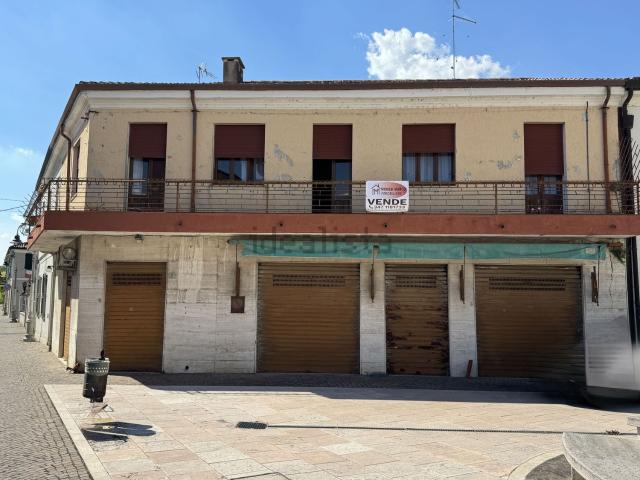 Appartamento in vendita a Ficarolo, Veneto