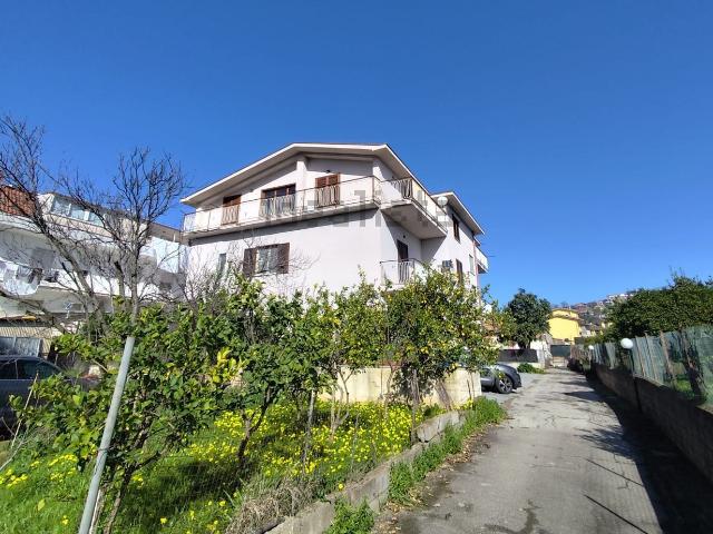 Appartamento in vendita a Scauri, Minturno