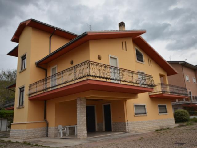 Appartamento in vendita a Tornimparte, Abruzzo