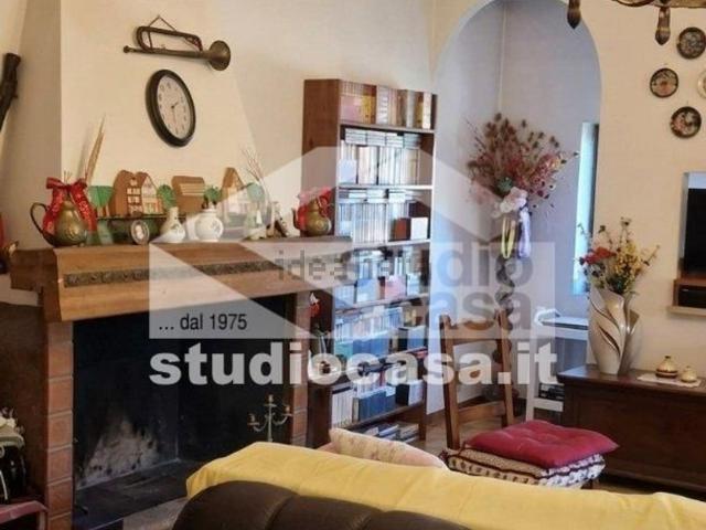 Appartamento in vendita a Valle Salimbene, Lombardia