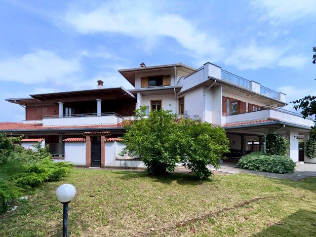 Appartamento in vendita a Dorno, Lombardia