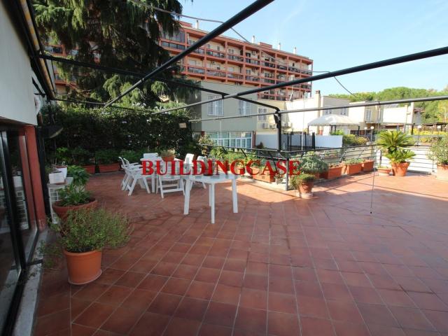 Appartamento in vendita a Municipio Roma VIII, Roma Capitale